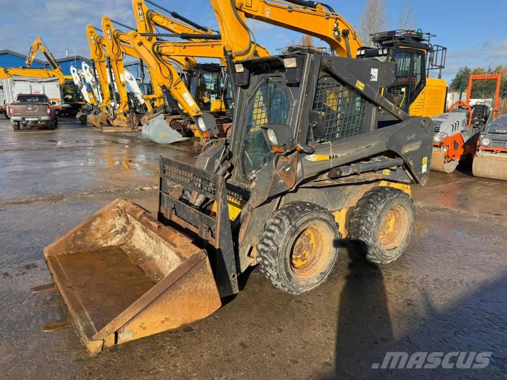 New Holland LS 170 Skid steer mini utovarivači
