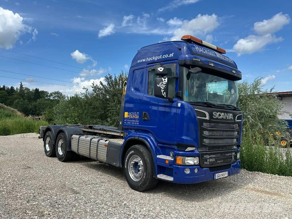 Scania R500 Rol kiper kamioni s kukama za dizanje