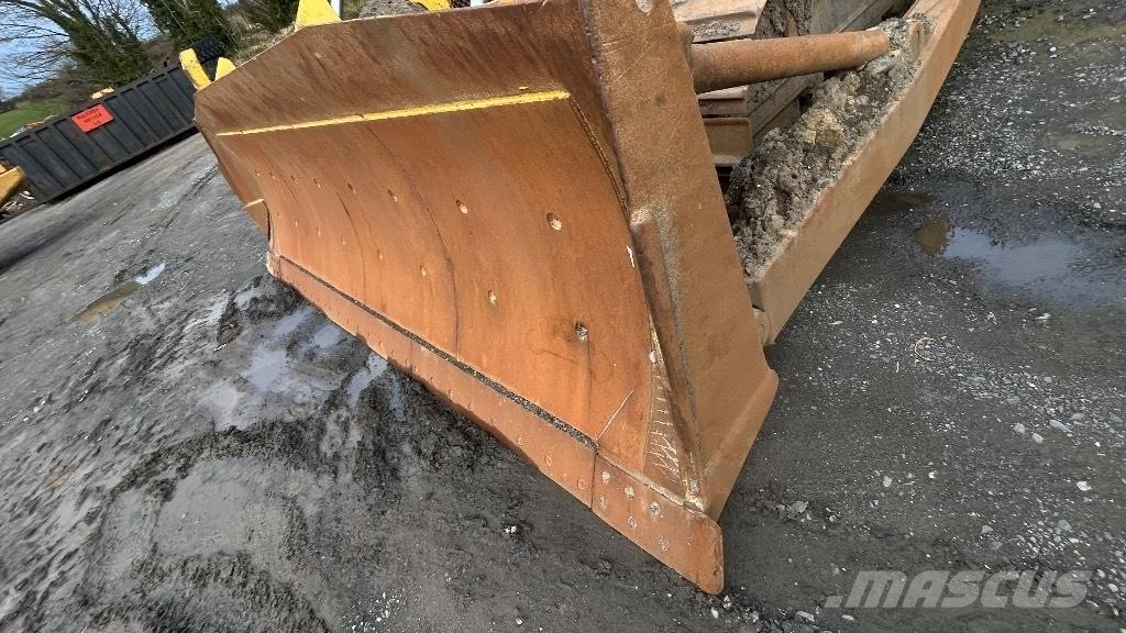 Komatsu Px85-13 Buldožeri gusjeničari