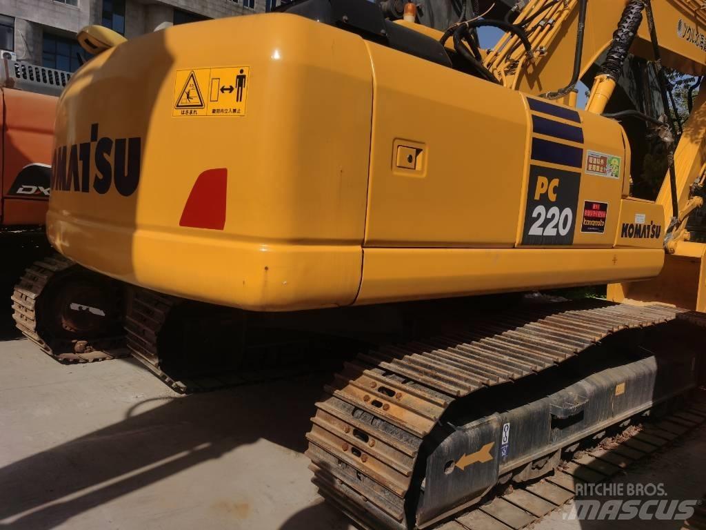 Komatsu PC 220-7 Bageri gusjeničari