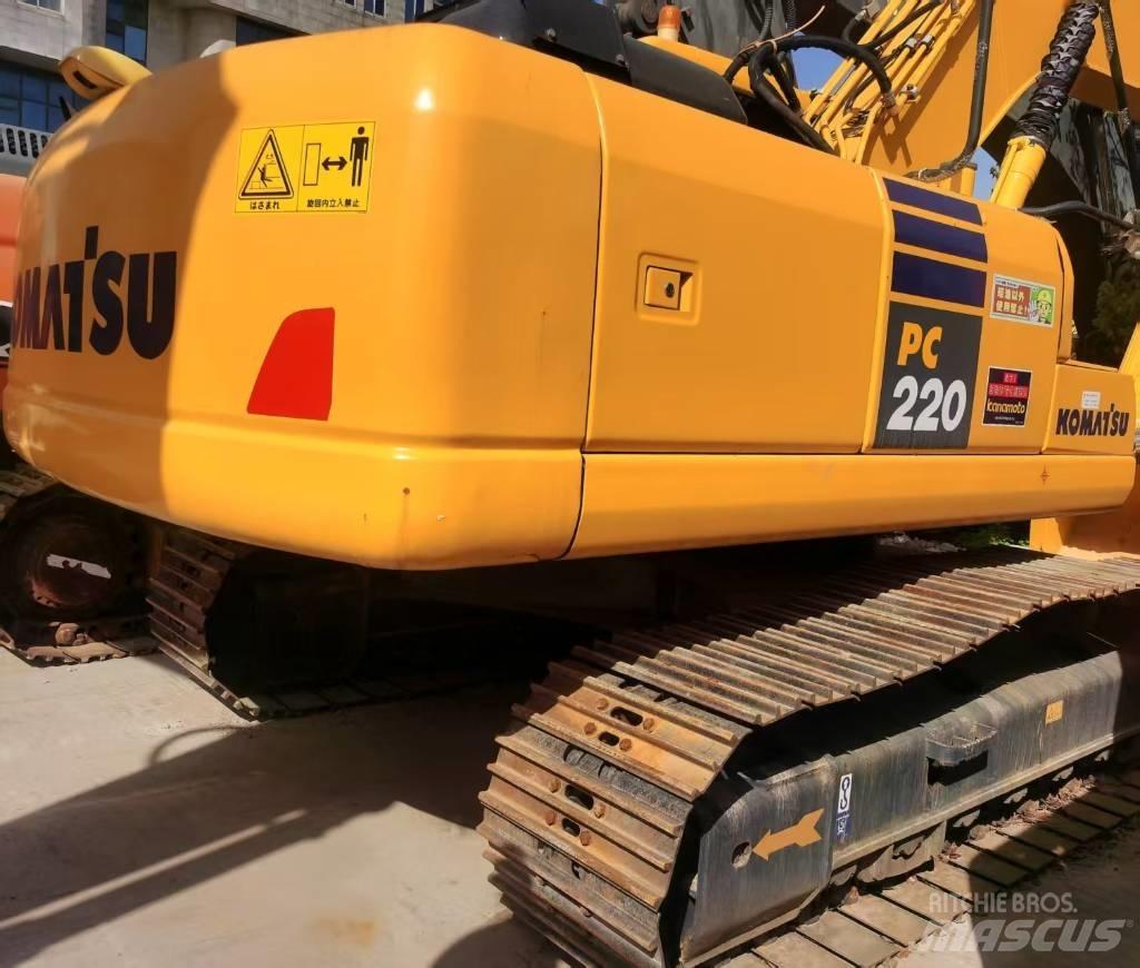 Komatsu PC 220-7 Bageri gusjeničari