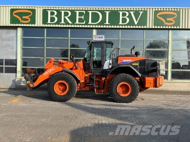 Hitachi ZW 250-6 Utovarivači na kotačima