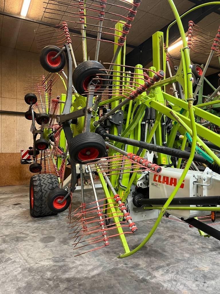 CLAAS Liner 4000 HHV Okretači i sakupljači sijena