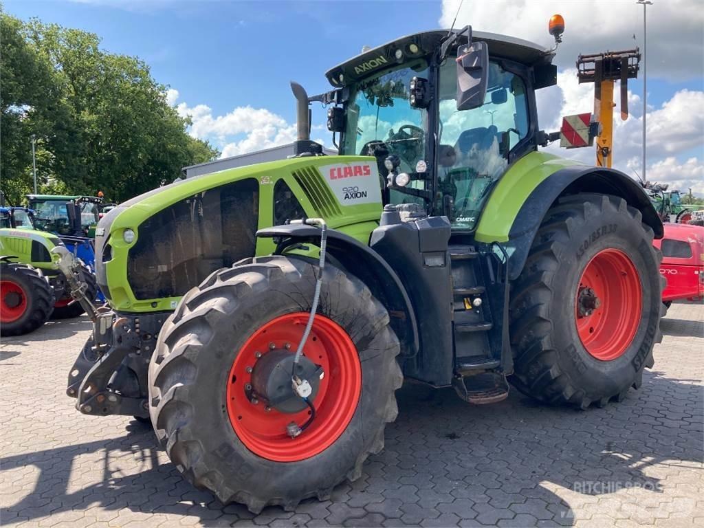CLAAS Axion 920 Traktori