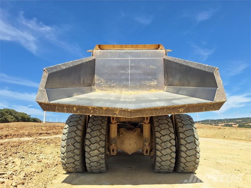 Komatsu HD 605-7E0 Kruti damperi