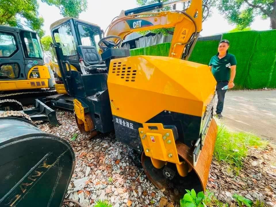 CAT 303 Mini bageri <7t