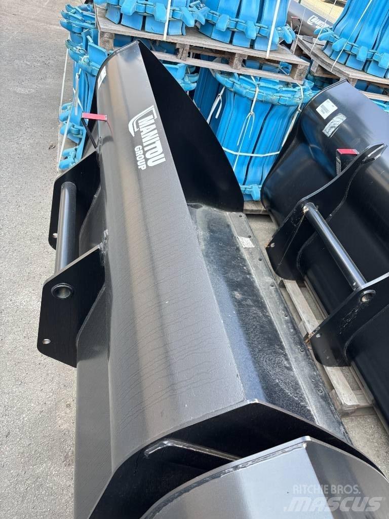 Manitou CBA 3000 Ostala oprema za utovarivanje i kopanje