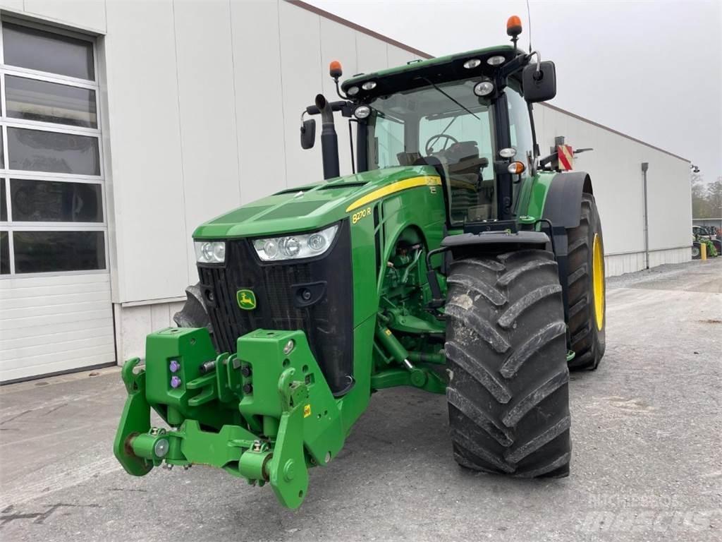 John Deere 8270R Traktori