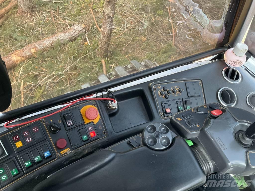 Ponsse ELK 8W Forvarderi