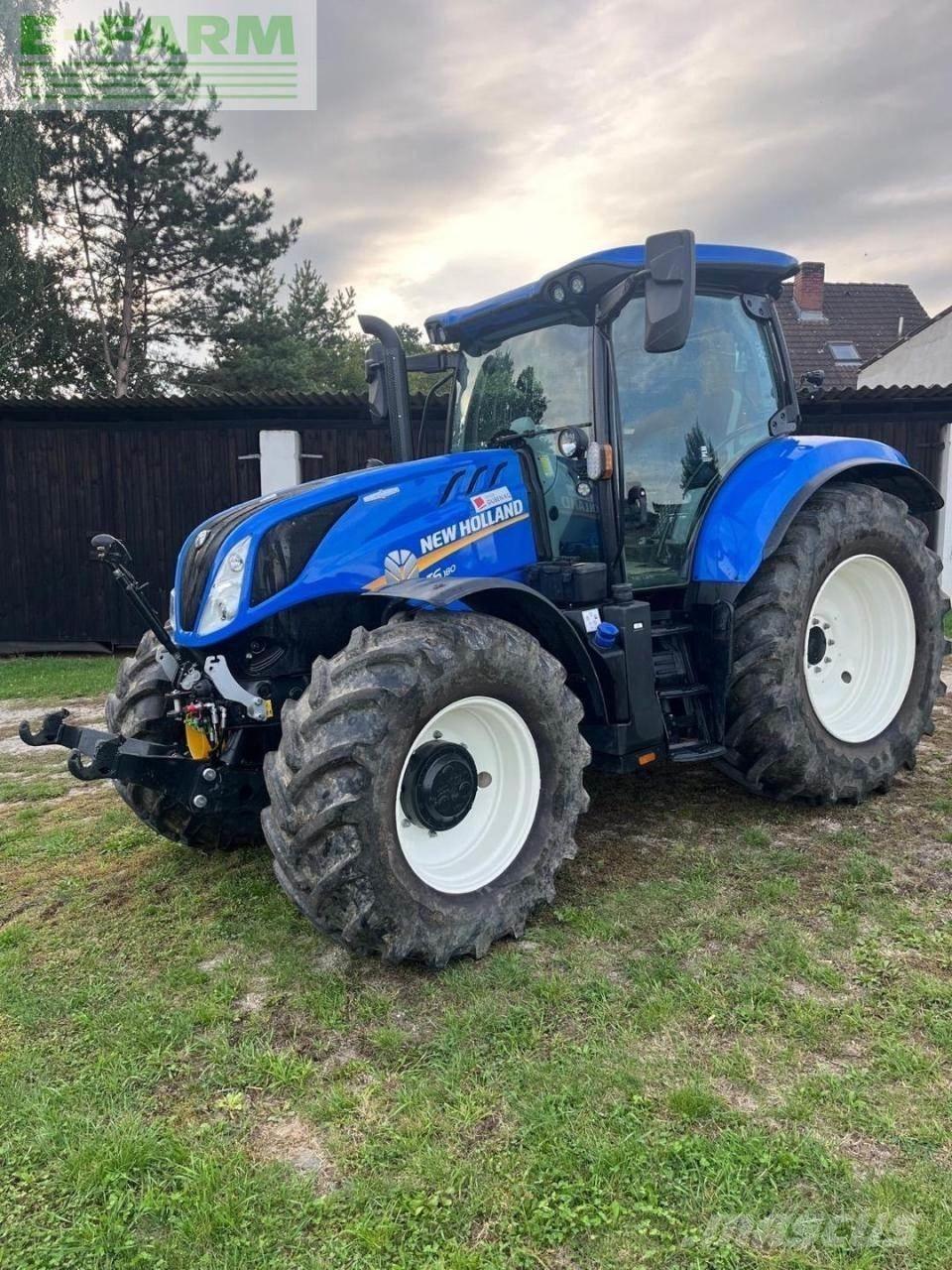 New Holland T6 180 Traktori