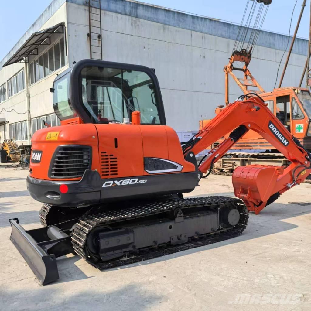 Doosan DX 60-9 C Bageri gusjeničari