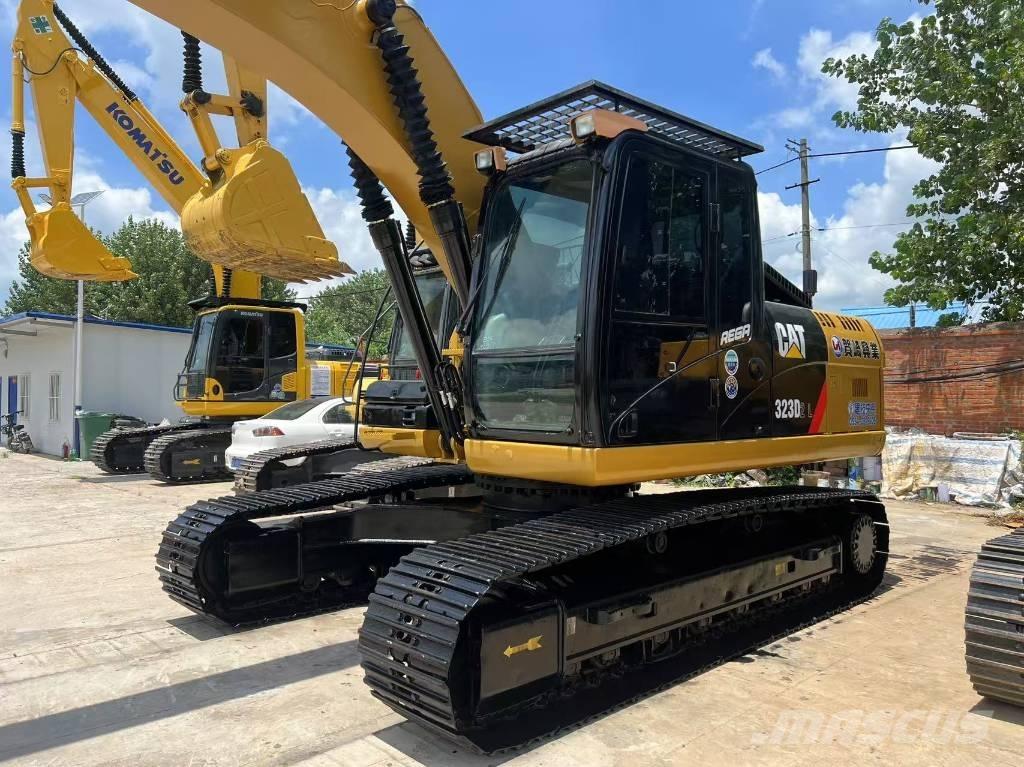 CAT 323 D L Bageri gusjeničari