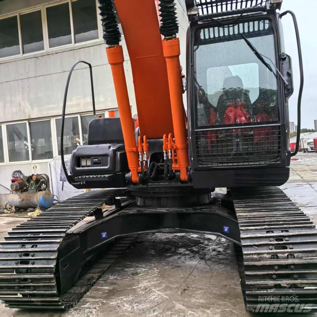 Hitachi ZX 200-3 G Bageri gusjeničari