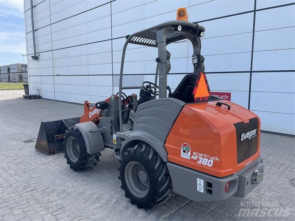Weycor AR380 Agrar Višenamjenski utovarivači