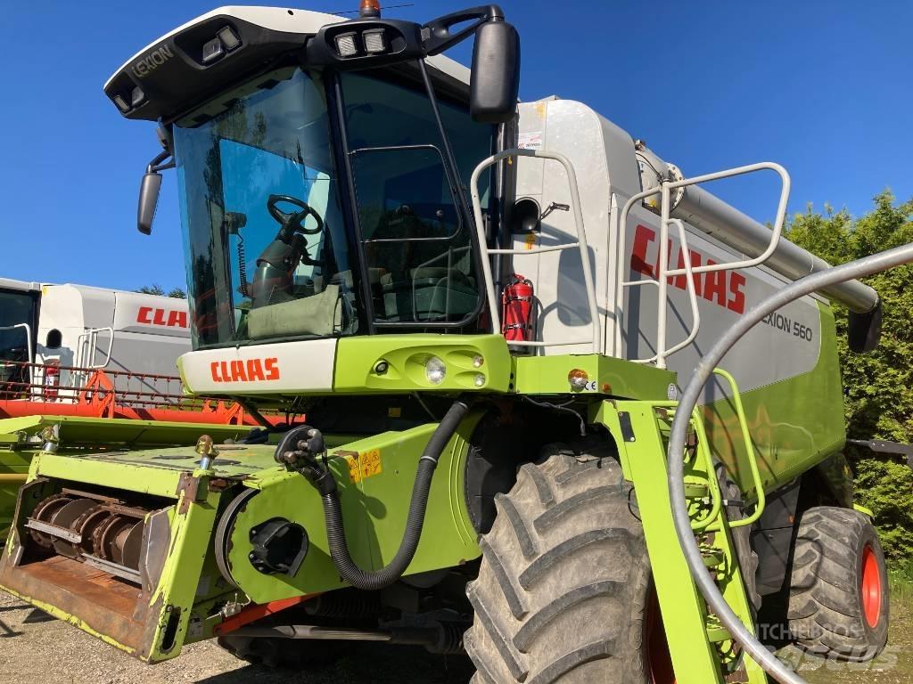 CLAAS LEXION 560 Kombajni