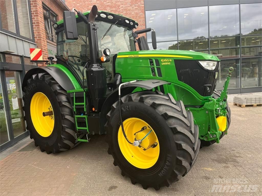 John Deere 6250R Traktori