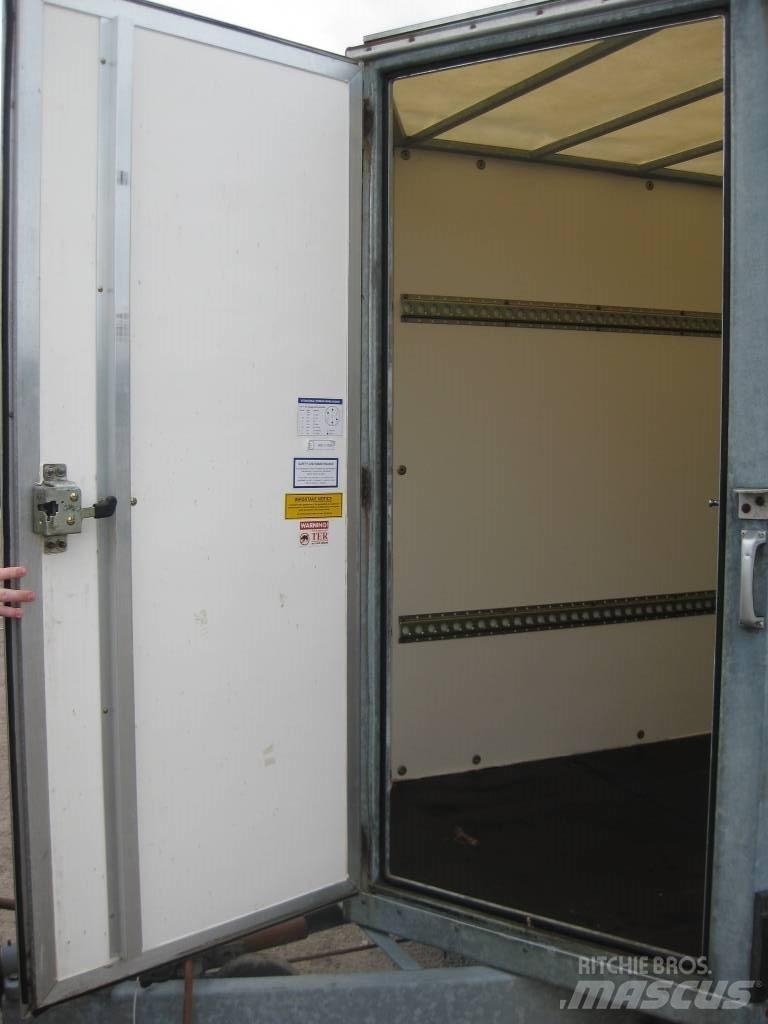 Ifor Williams BV105 Sanduk prikolice