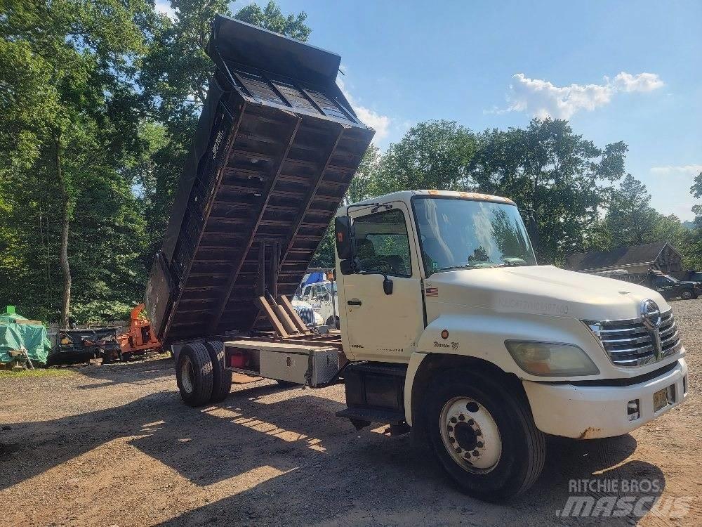 Hino 268 Kiper kamioni
