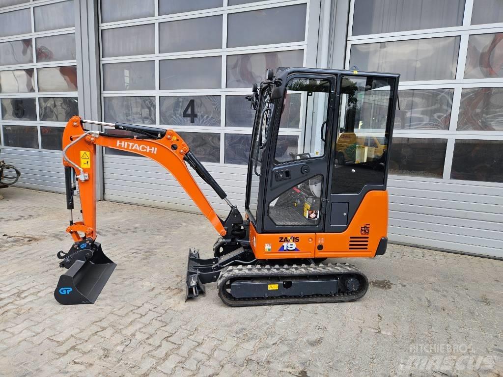 Hitachi ZX19-6 Mini bageri <7t