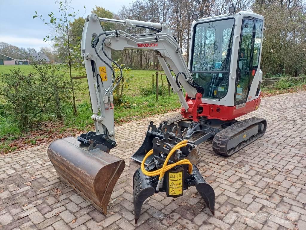 Takeuchi TB 225 Mini bageri <7t