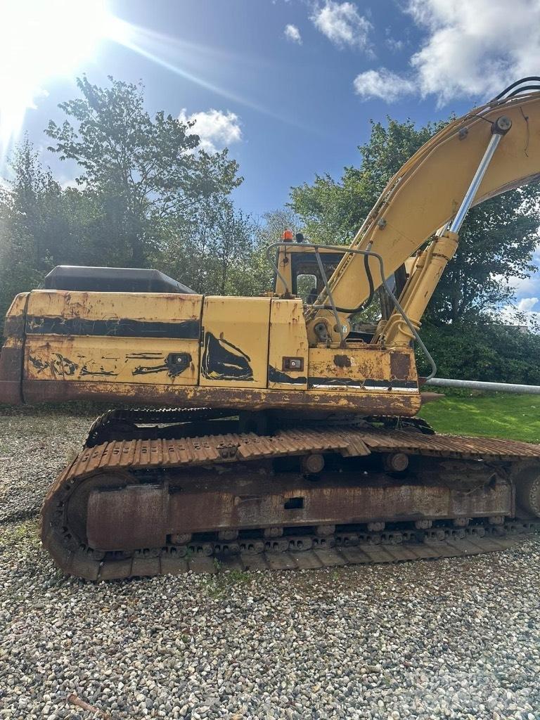 CAT 325 L Bageri gusjeničari