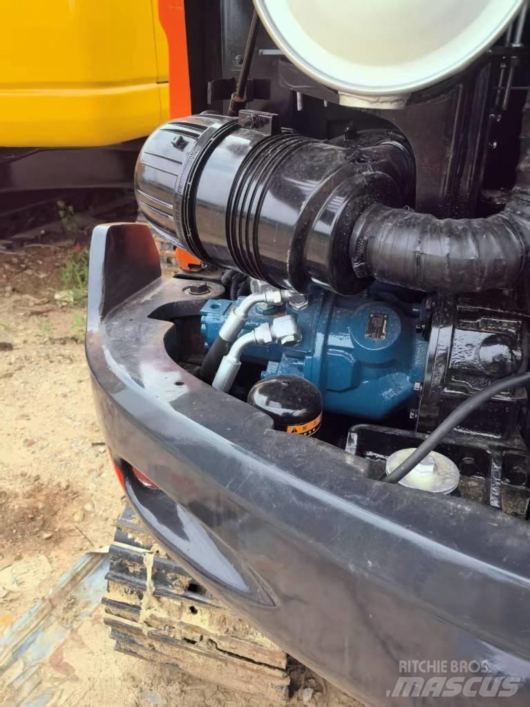 Doosan DX 60 Bageri gusjeničari