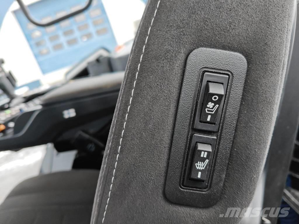 Valtra T 255 Versu Traktori