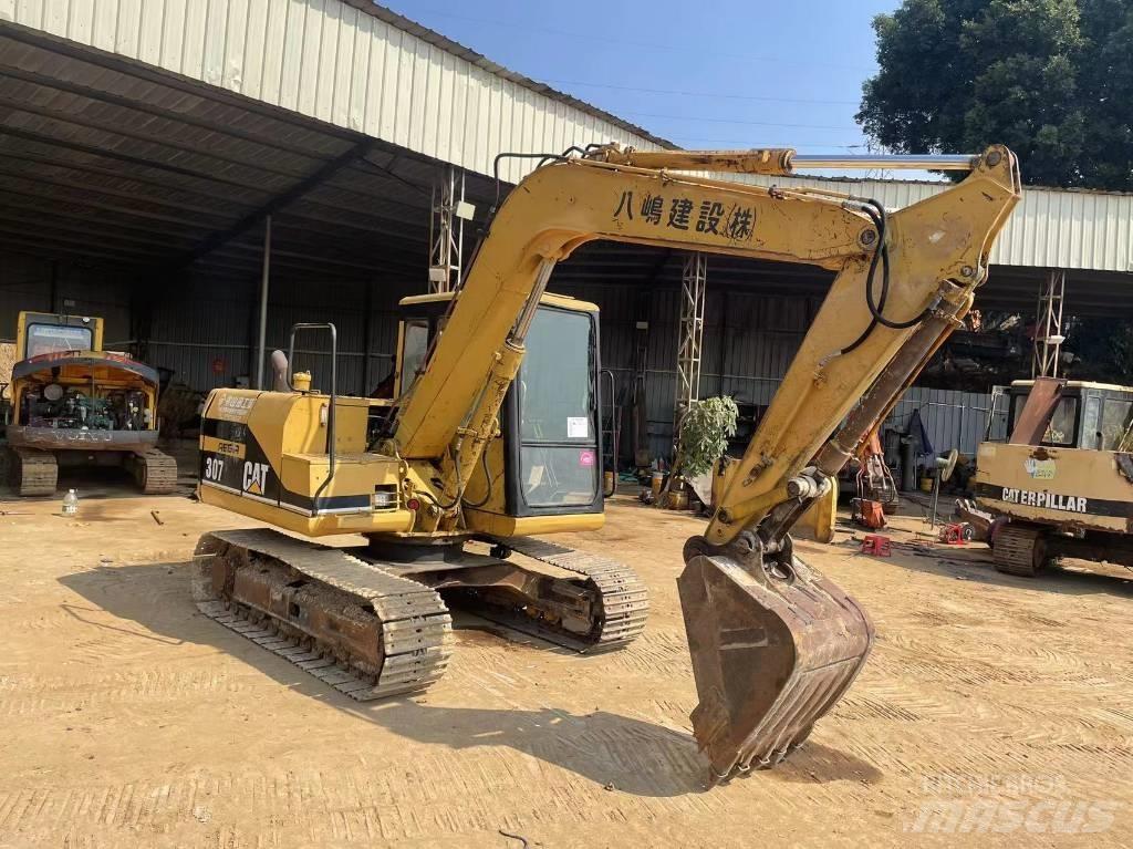 CAT 307 Bageri gusjeničari