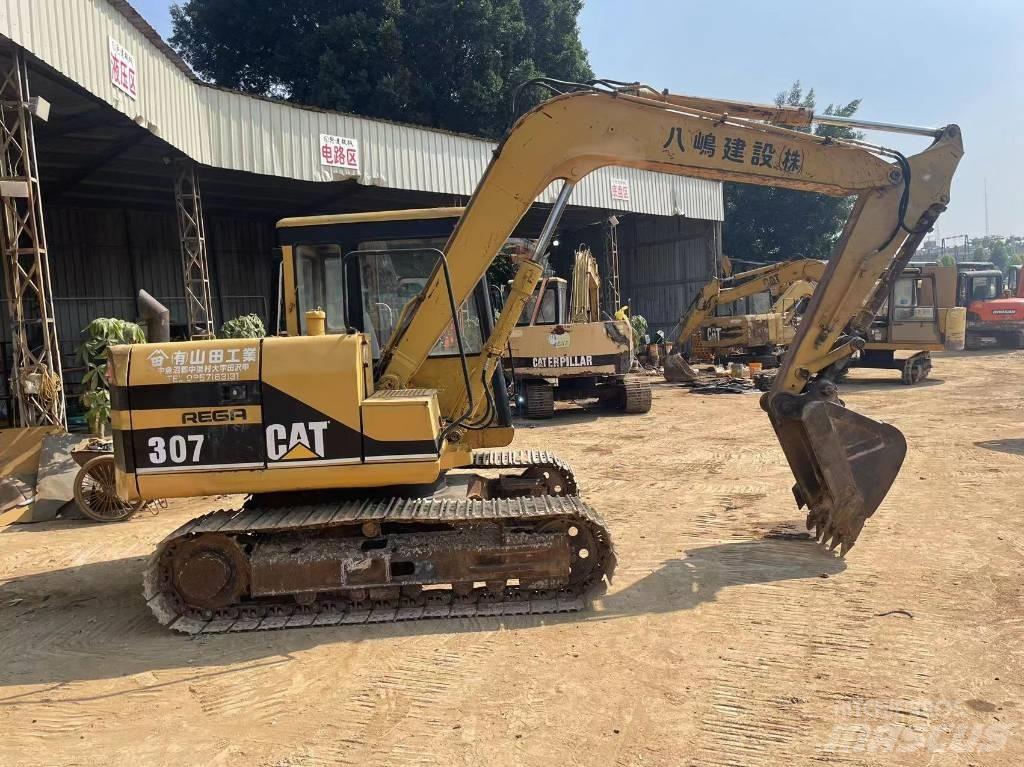 CAT 307 Bageri gusjeničari