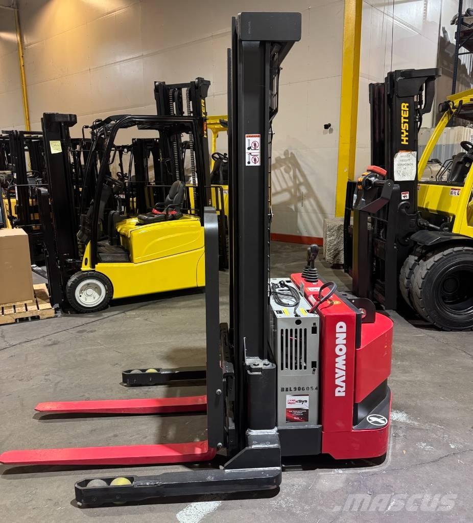 Raymond RSS40 Samopogonski ručni viličari