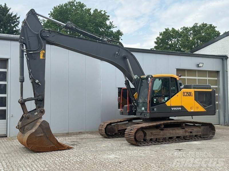 Volvo EC 250 EL Bageri gusjeničari