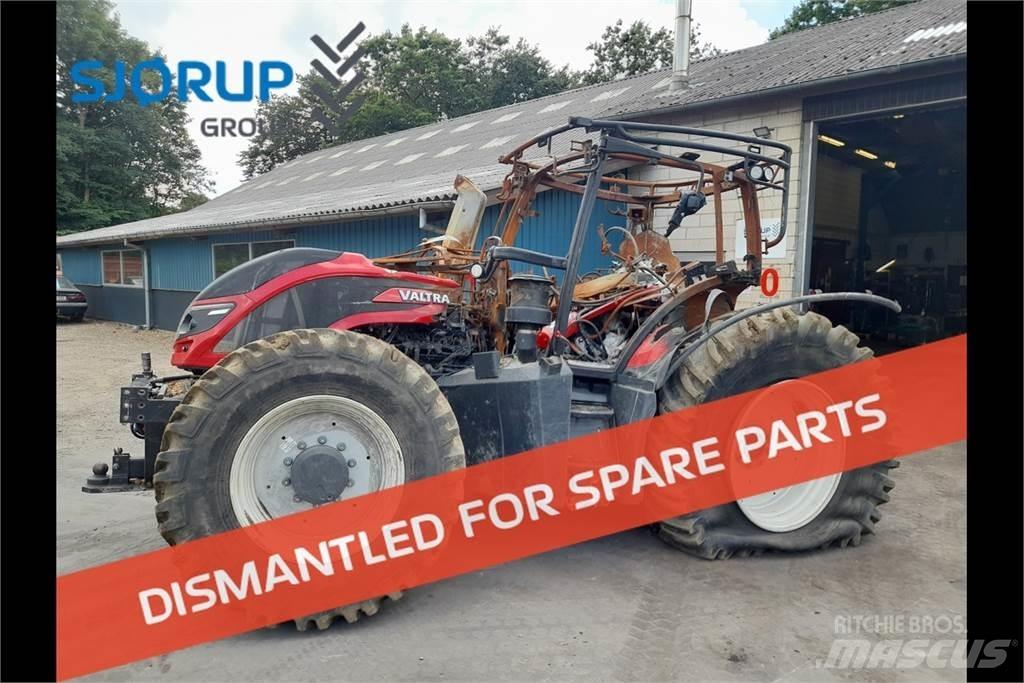 Valtra T254 Traktori