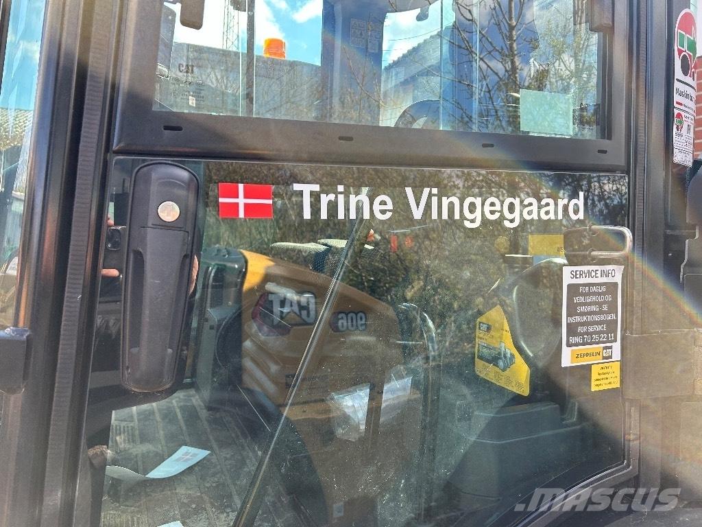 CAT 906 Utovarivači na kotačima