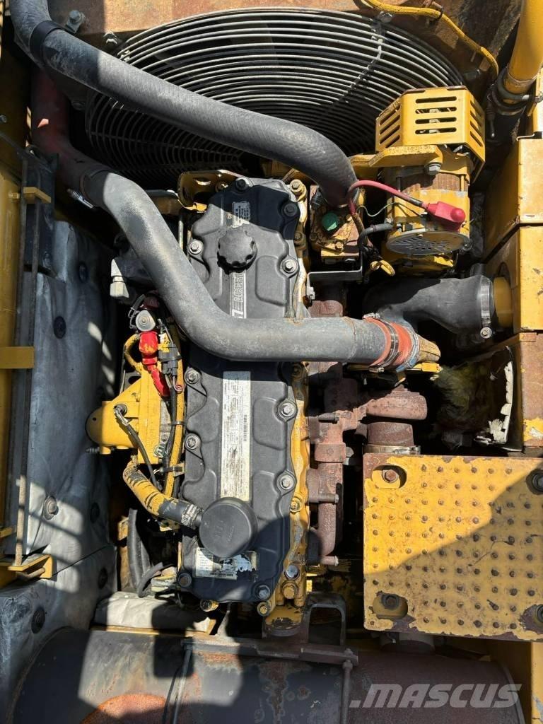 CAT 325 D L Bageri gusjeničari