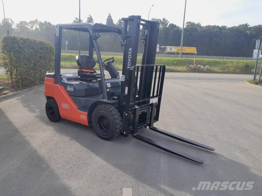 Toyota 52-8 FDF 25 Dizelski viličari