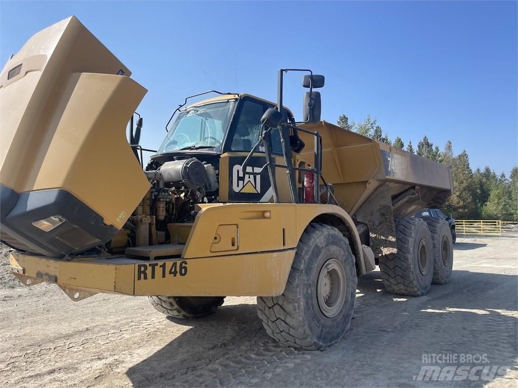 CAT 740B Zglobni demperi