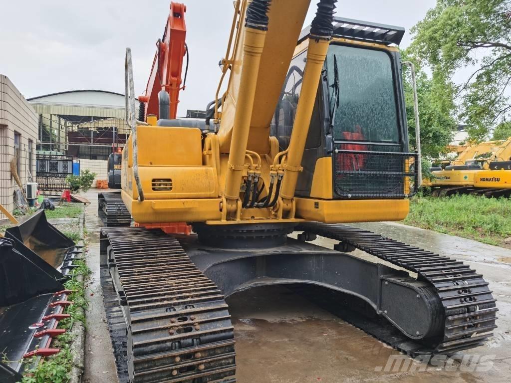 Komatsu PC 220-7 Bageri gusjeničari