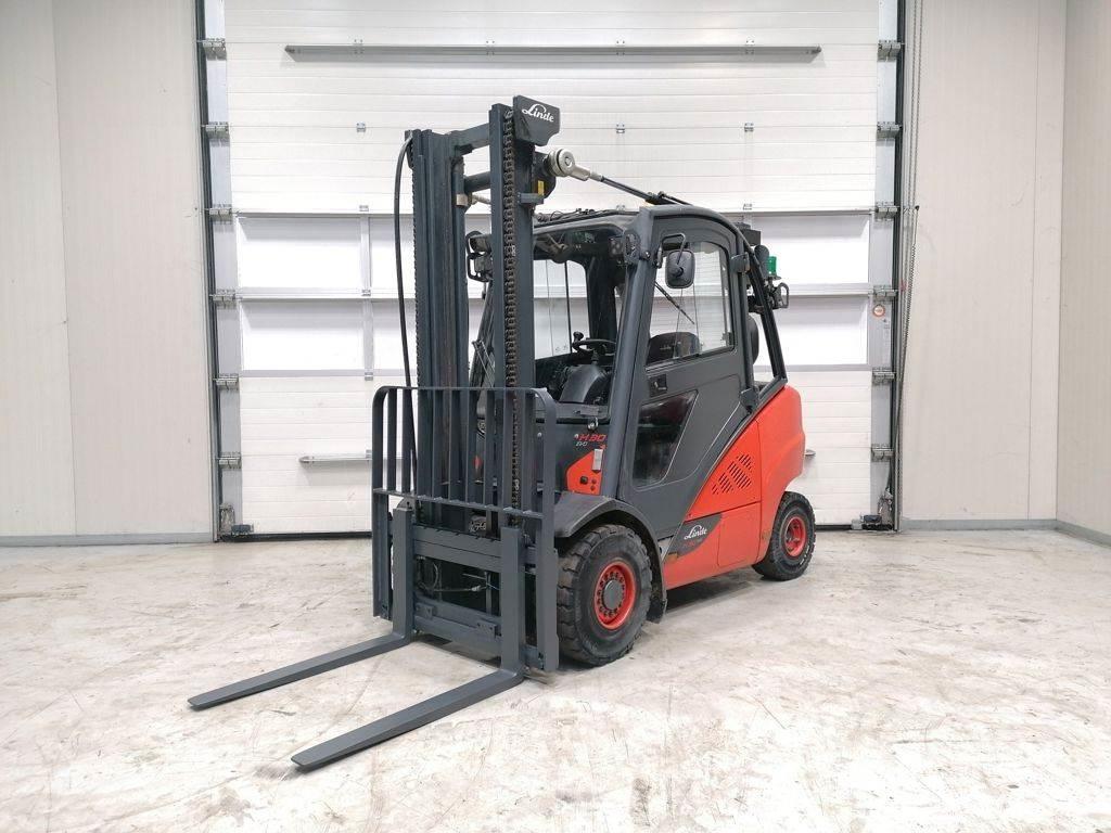 Linde H30D-02 Dizelski viličari