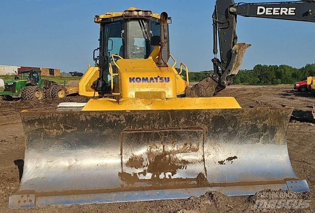 Komatsu D 71 PXI-24 Buldožeri gusjeničari