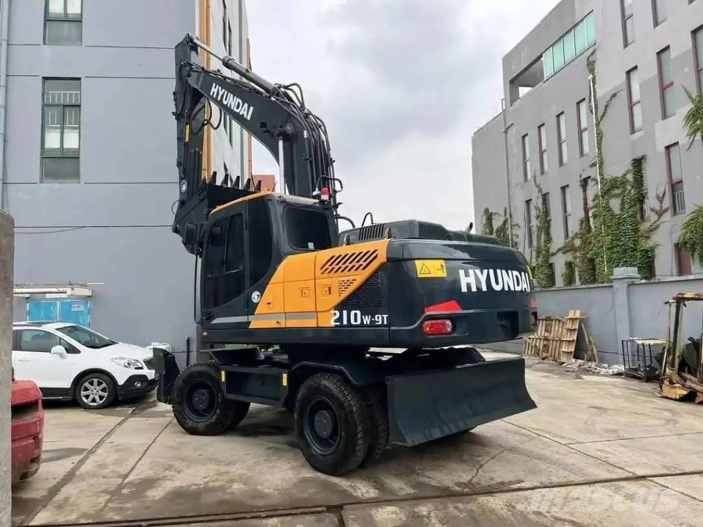 Hyundai R210W-9T Bageri na kotačima