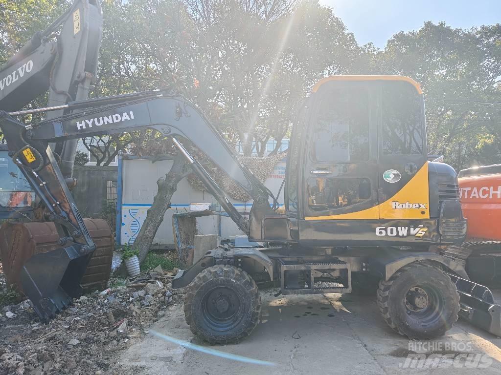 Hyundai R60W Bageri na kotačima