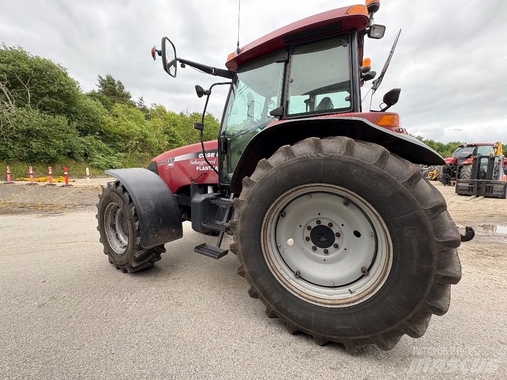 Case IH MXM 155 Pro Traktori