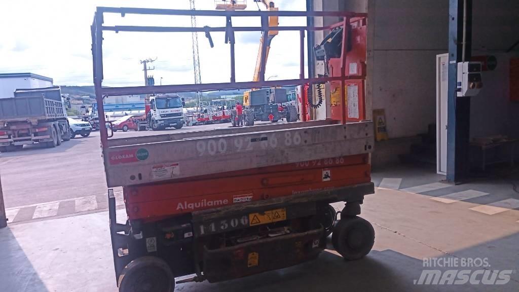 JLG 2030 ES Škaraste platforme