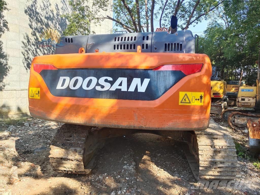 Doosan DX 300 LC Bageri gusjeničari