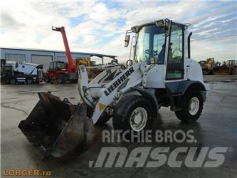 Liebherr L 506 Utovarivači na kotačima