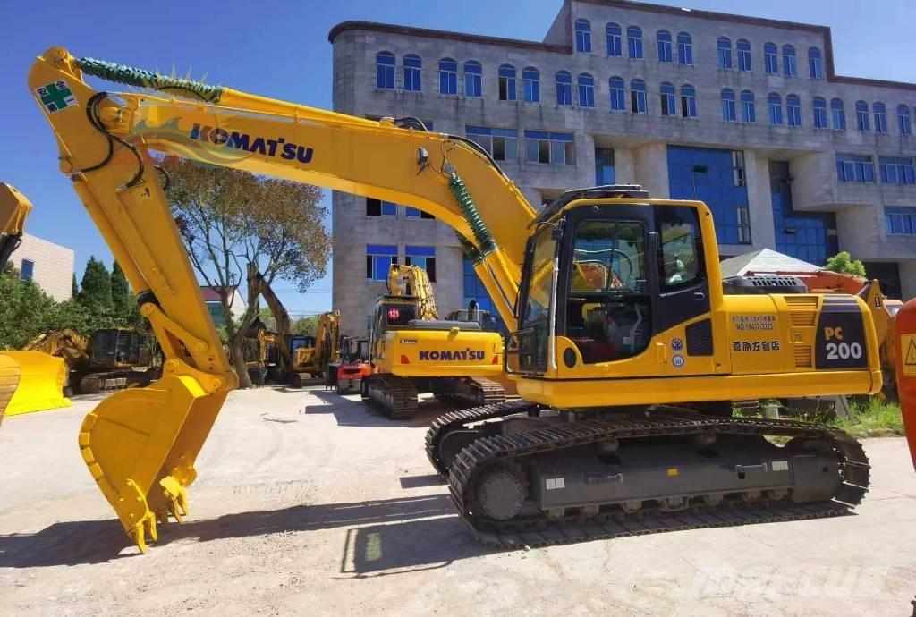 Komatsu PC 200-8 Bageri gusjeničari