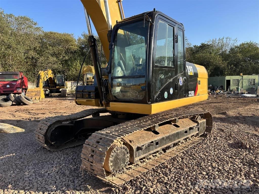 CAT 320 D L Bageri gusjeničari