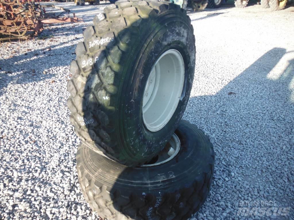 Michelin 365/85R20 Gume, kotači i naplatci