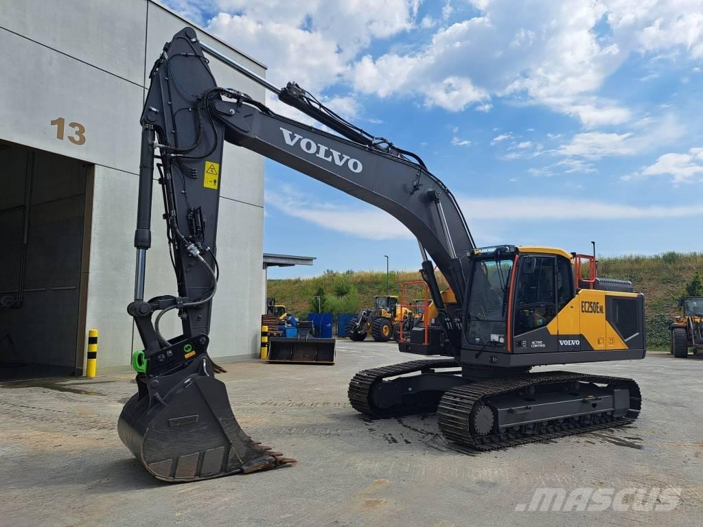 Volvo EC250ENL Bageri gusjeničari