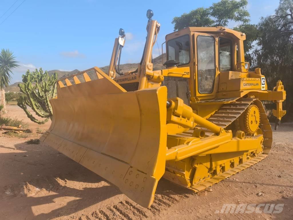CAT D 6 H Buldožeri gusjeničari